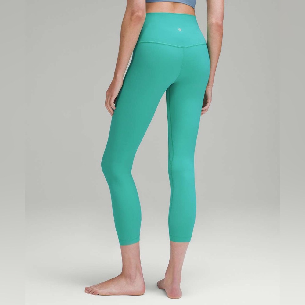 Lululemon Align High-Rise Pant 25"
Kelly Green teal turquoise blue green